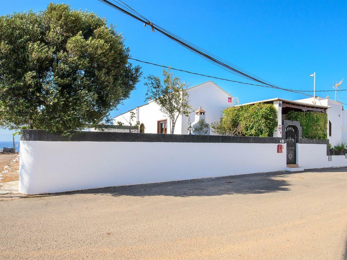 Hearth Away From House. Breia Villa Puerto del Carmen  Esterno foto