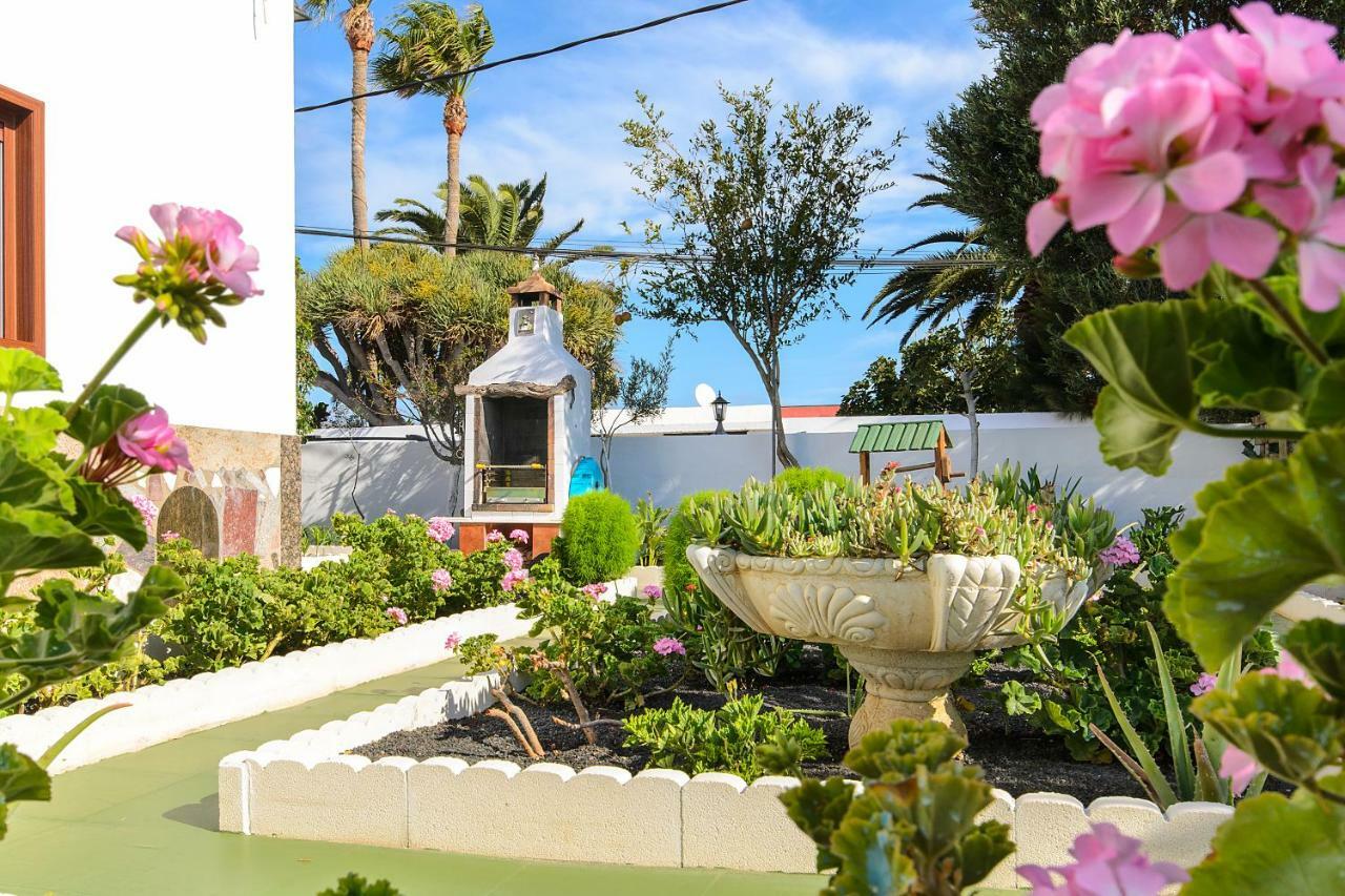 Hearth Away From House. Breia Villa Puerto del Carmen  Esterno foto