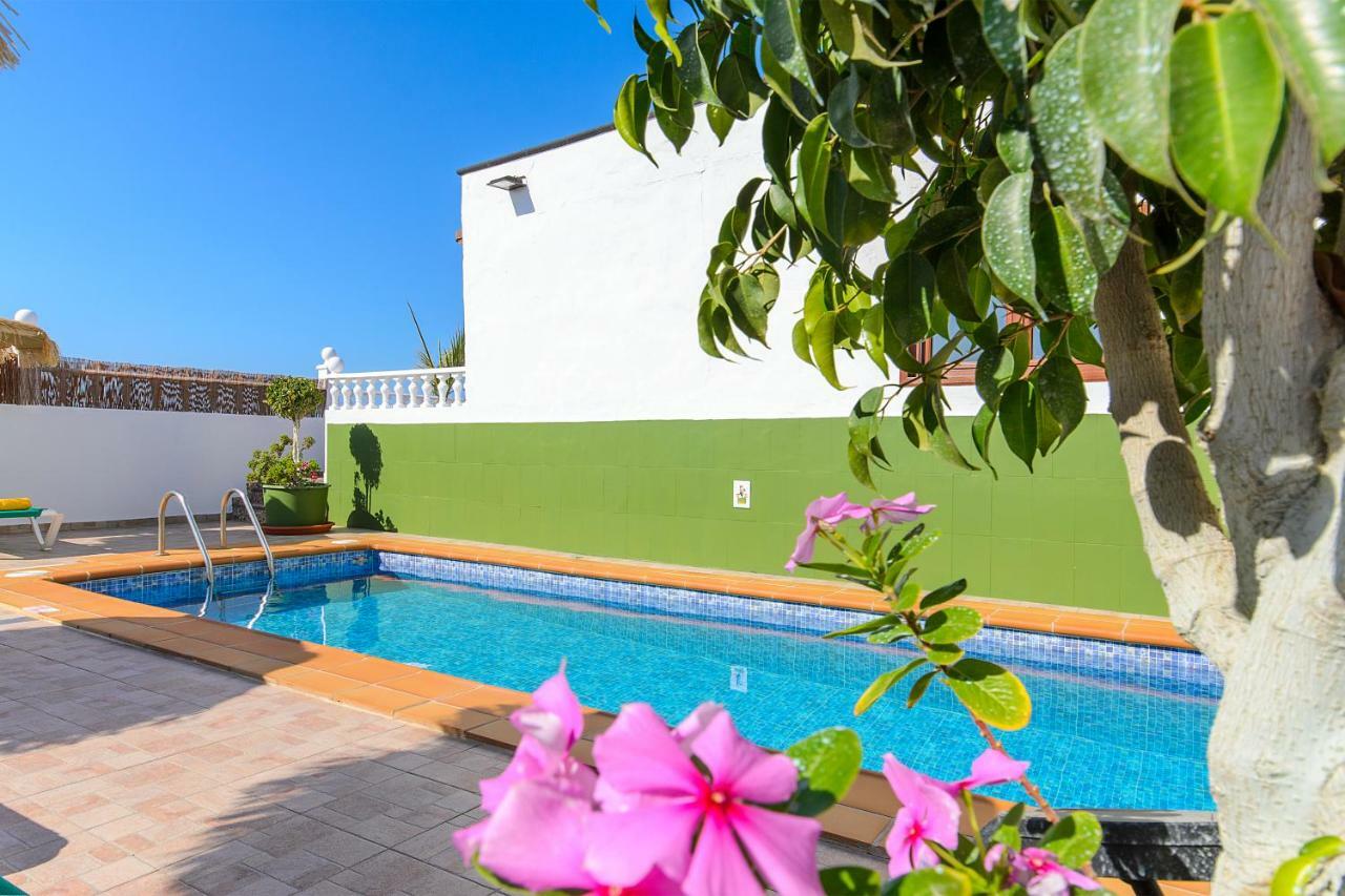 Hearth Away From House. Breia Villa Puerto del Carmen  Esterno foto