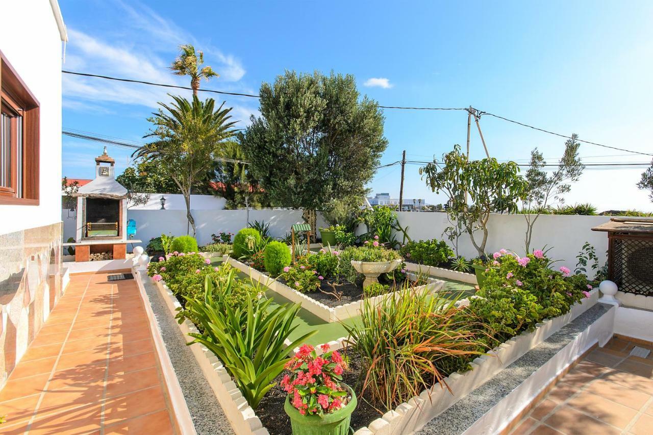Hearth Away From House. Breia Villa Puerto del Carmen  Esterno foto